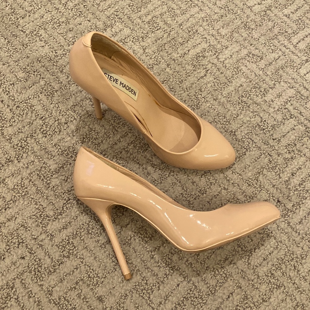 Steve Madden Pink Nude Pump - Size 7.5